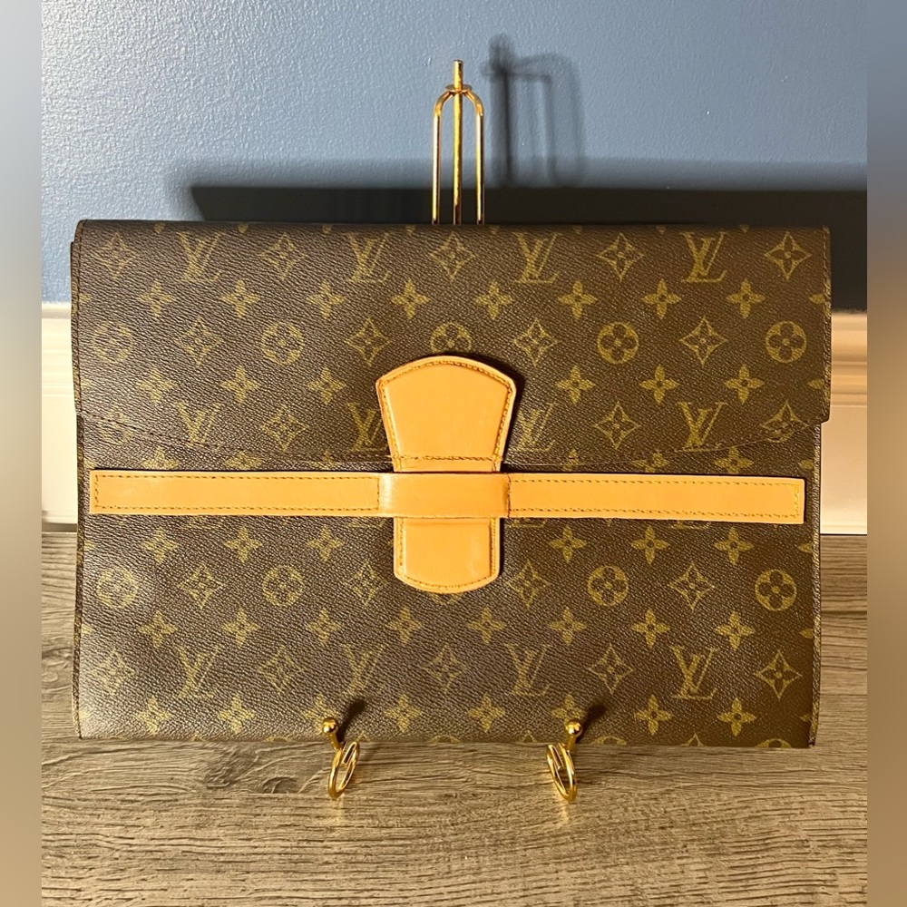Louis Vuitton Poche Diplomate Homme Clutch/Doc Case - Collectable/Vintage Pouch